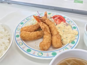 昼食